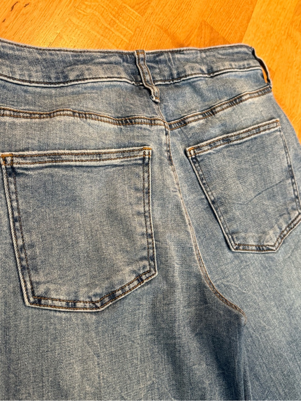 Kut from the Kloth Wide-Leg Jeans in Blue Wash - Picture 6 of 11